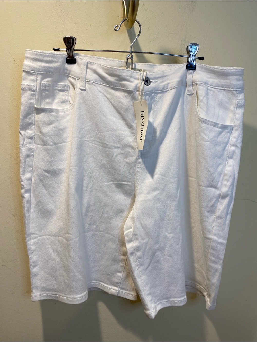 LUVAMIA White Denim Bermuda Shorts with Front Pockets Size 2XL